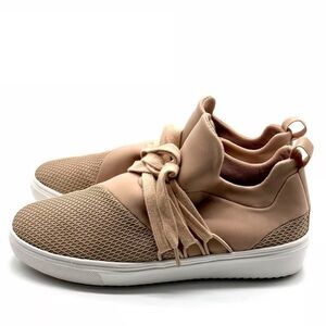 Steve Madden slip on sneakers